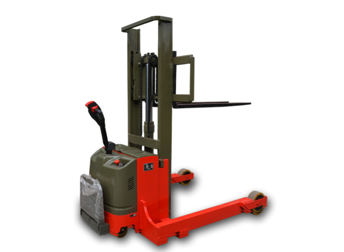 3噸電動堆高車 3噸電動堆高車